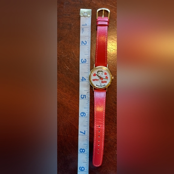 Betty Boop MGM Grand Watch - Picture 9 of 9